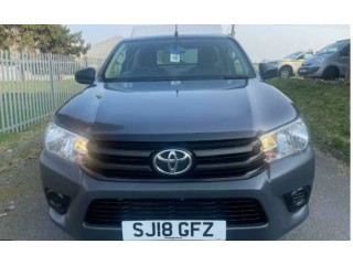 TOYOTA HI-LUX 2.4 D-4D for sale