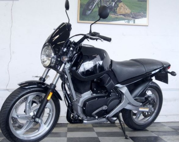 buell-blast-500-p3-01-black-2001-big-0