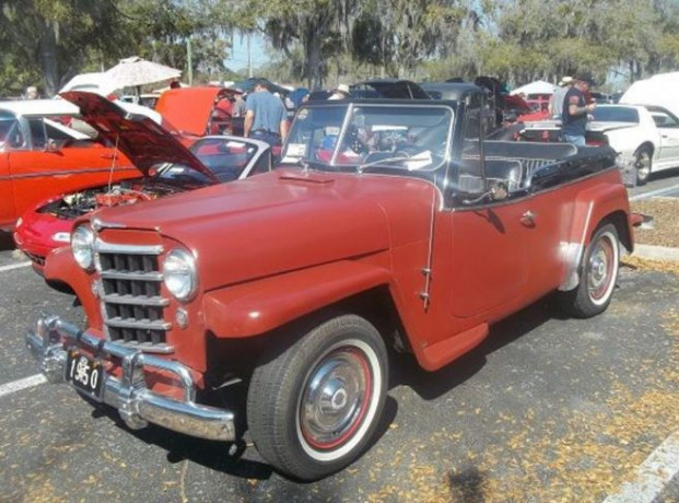 willys-jeepster-1095-big-0